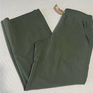 Figs Womens Moss High Waisted Isabel Wide Leg - Petite Scrub Pant